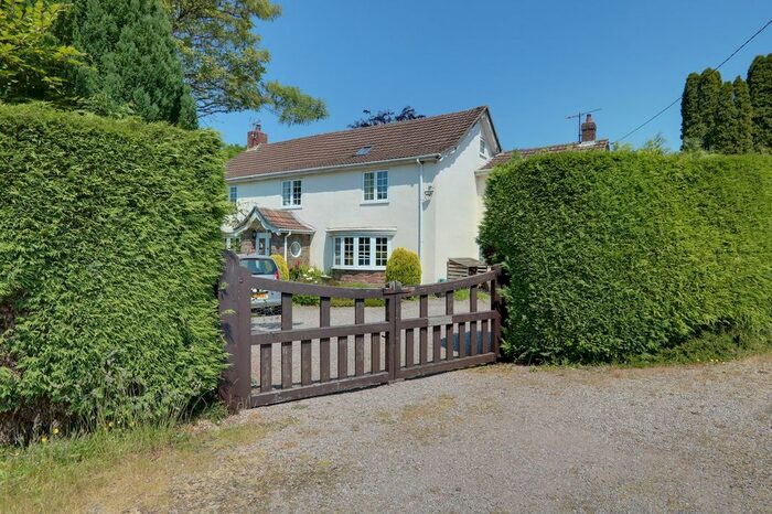 4 Bedroom Detached House For Sale In Pine Tree Way, Viney Hill, Lydney, Gloucestershire., GL15
