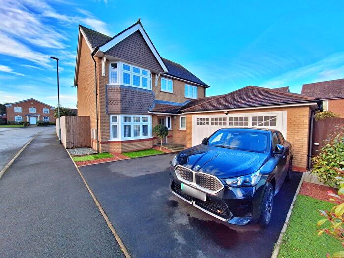 4 Bedroom Detached House For Sale In Redwood Drive, Blackpool, FY4