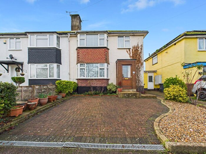 3 Bedroom Semi-Detached House For Sale In Chilvers Bank, Baldock, SG7