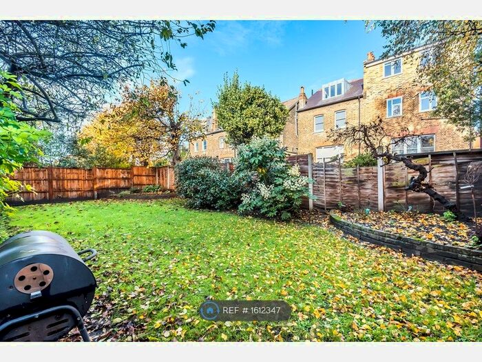 1 Bedroom Flat To Rent In Spencer Walk, London, SW15