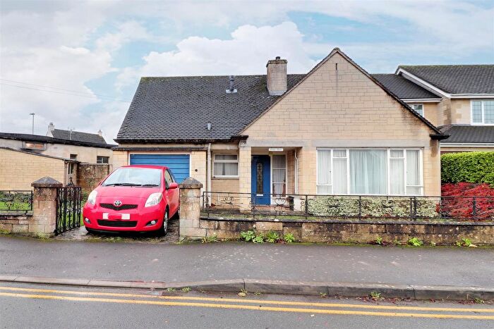 3 Bedroom Detached Bungalow For Sale In Quietways, Stonehouse, GL10