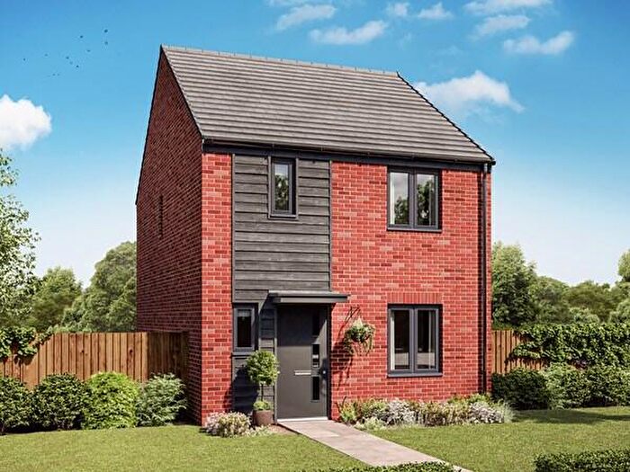 3 Bedroom End Of Terrace House For Sale In Victoria Road, Leeds, West Yorkshire, LS27