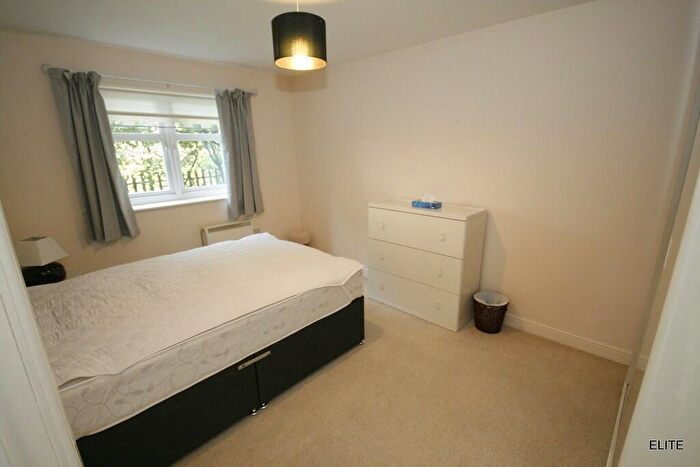 2 Bedroom Apartment To Rent In New Durham Courtyard, Gilesgate, DH1