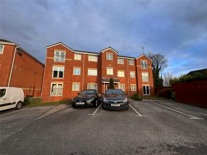 2 Bedroom Apartment To Rent In Jacob Bright Mews, Rochdale, Greater Manchester, OL12