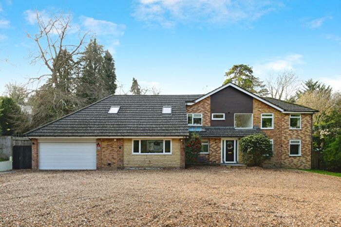 5 Bedroom Detached House For Sale In Welcomes Road, Kenley, CR8