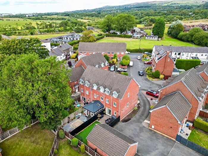 4 Bedroom Mews To Rent In Hadleigh Green, Bolton, Greater Manchester, BL6