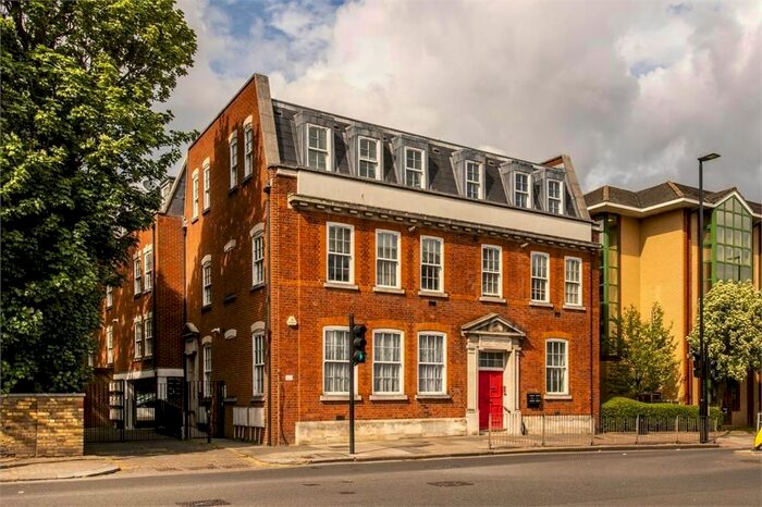 1 Bedroom Flat To Rent In London Road, Isleworth, TW7