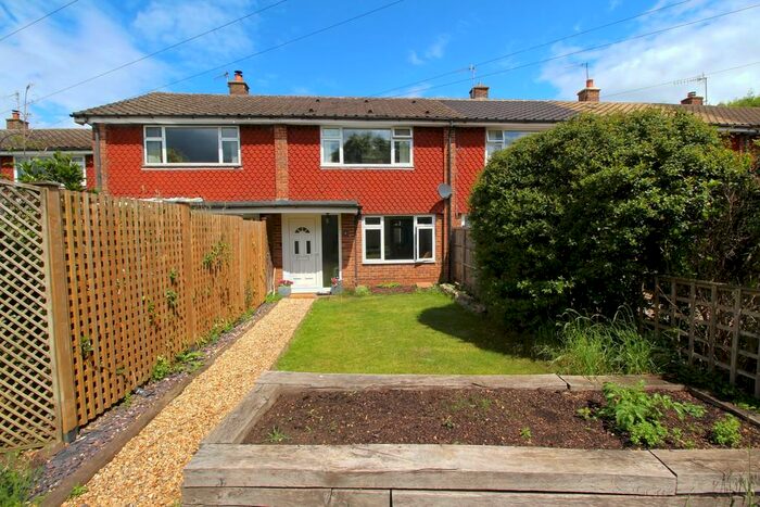 2 Bedroom Terraced House To Rent In Pound Place Close, Shalford, GU4