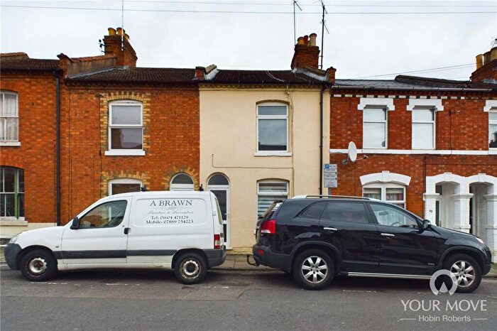 3 Bedroom Terraced House For Sale In Ethel Street, Northampton, Northamptonshire, NN1