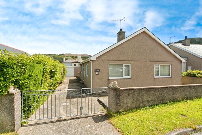 3 Bedroom Detached House For Sale In Ffordd Gwenllian, Nefyn, Pwllheli, Gwynedd, LL53