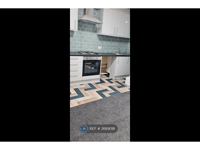 1 Bedroom Flat To Rent In Kirkgate, Wakefield, WF1