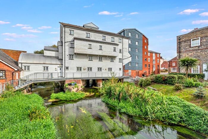 2 Bedroom Apartment For Sale In Ripple Court, Canterbury, CT1