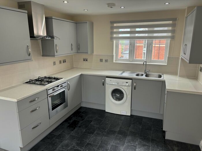 2 Bedroom Flat To Rent In Argosy Way, Newport, NP19