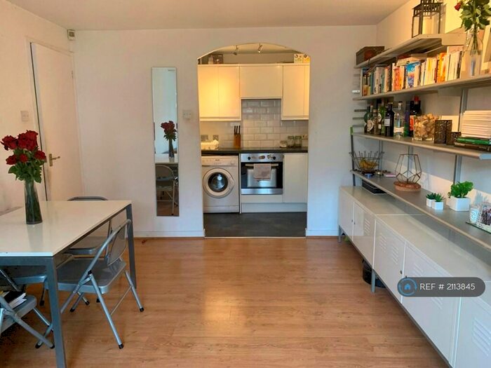1 Bedroom Flat To Rent In Albion Street, London, SE16