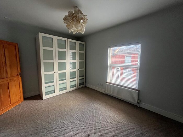 2 Bedroom End Terrace House To Rent In Cloutsham Street, The Mounts, NN1