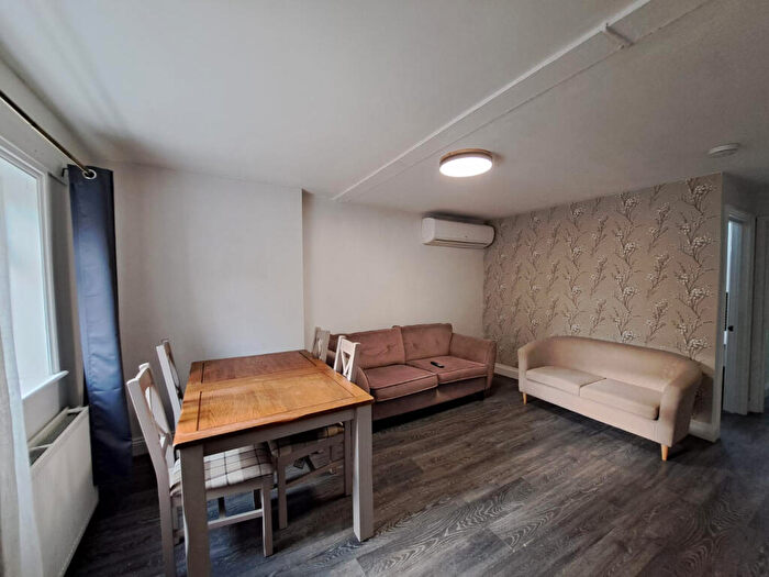 2 Bedroom Flat To Rent In Tilloch Street, Islington, N1