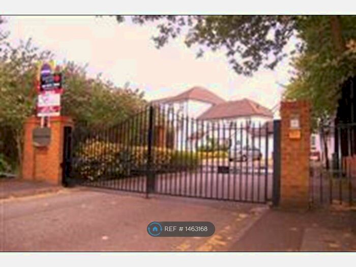 3 Bedroom Terraced House To Rent In Gower House, Wimbledon, SW19