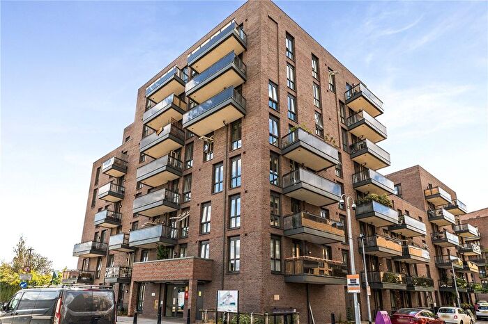 1 Bedroom Flat For Sale In Bow Common Lane, London, E3