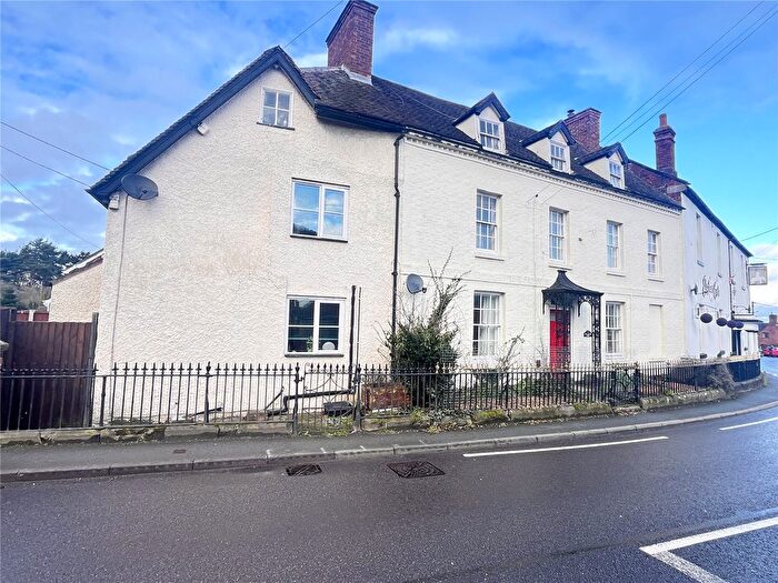 2 Bedroom Flat For Sale In Wem Road, Shawbury, Shrewsbury, Shropshire, SY4