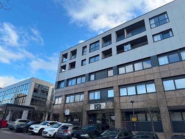 2 Bedroom Flat To Rent In Silbury Boulevard, Milton Keynes, MK9