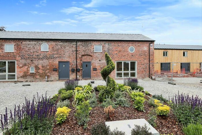 4 Bedroom Barn Conversion For Sale In Bridgehouse Lane, Winterley, Sandbach, CW11