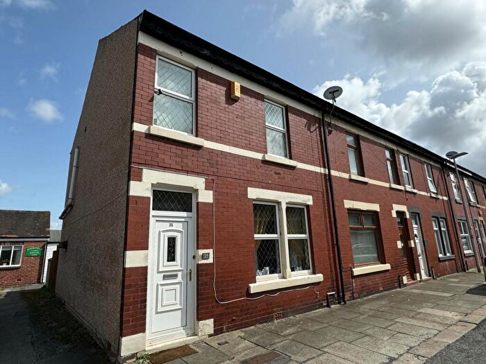 3 Bedroom End Of Terrace House To Rent In Ash Street, Blackpool, FY4