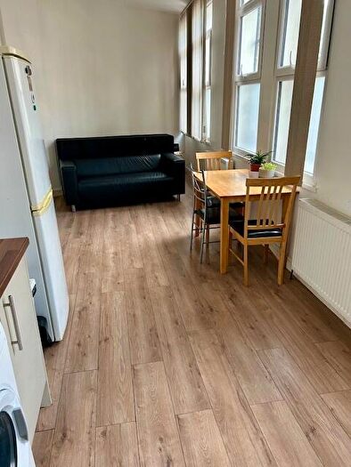 2 Bedroom Flat To Rent In Bond Street, Birmingham, B19