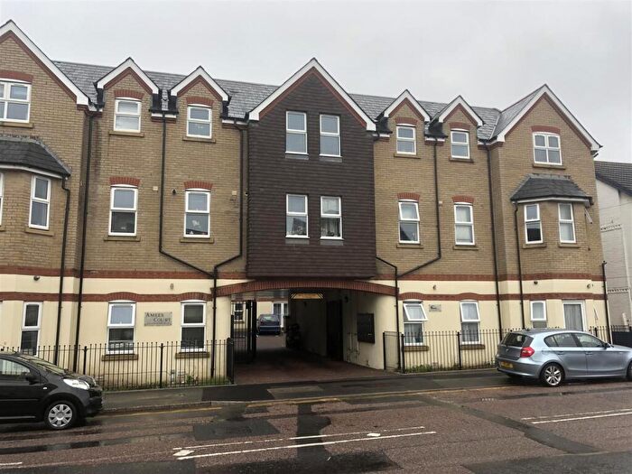 1 Bedroom Flat To Rent In -, Southcote Road, BH1
