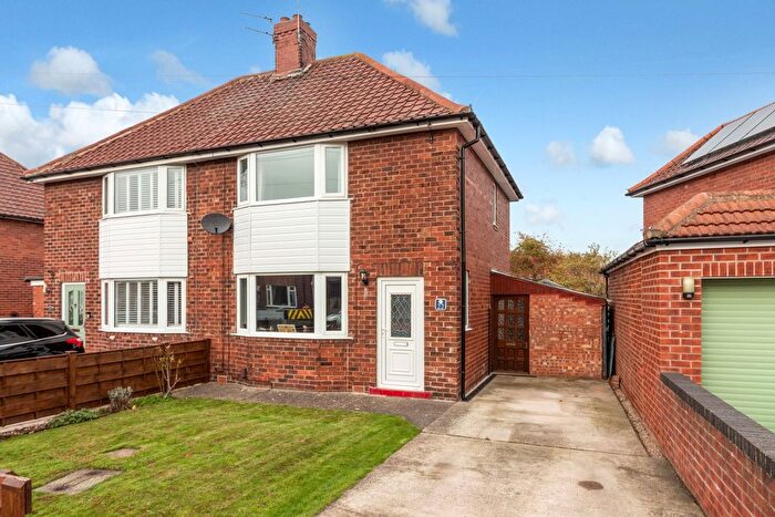 2 Bedroom Semi-Detached House For Sale In Shirley Avenue, York, North Yorkshire, YO26