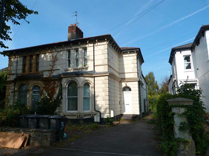2 Bedroom Flat To Rent In The Walk, Roath, CF24