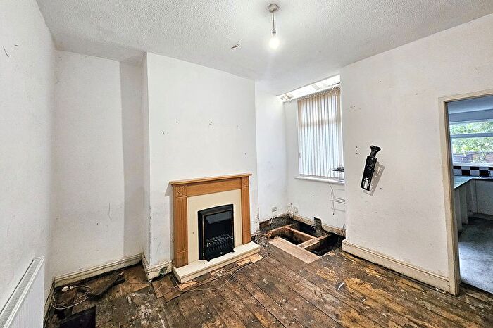 3 Bedroom Terraced House For Sale In Greville Street, Longsight, Manchester, M13