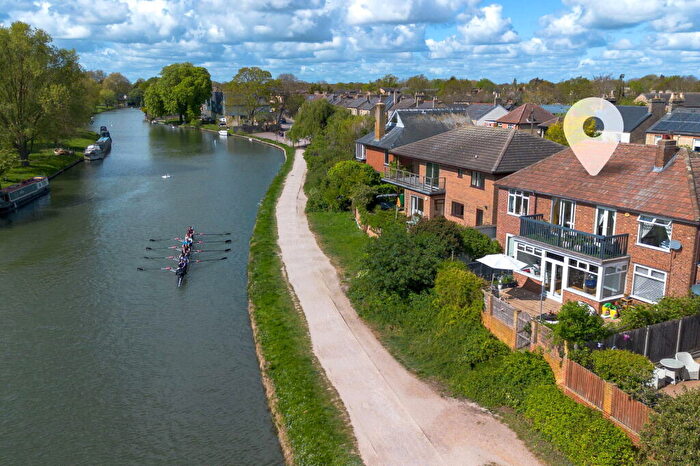 4 Bedroom Detached House For Sale In Fen Road, Cambridge, CB4