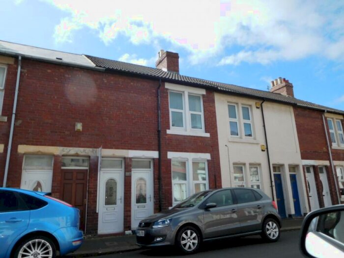 1 Bedroom Flat To Rent In Durham St. Wallsend. ., NE28
