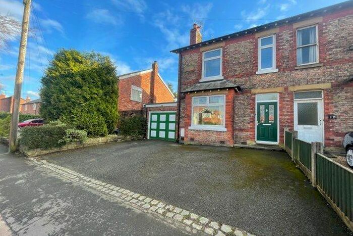 3 Bedroom Property To Rent In Moor Lane, Wilmslow SK9