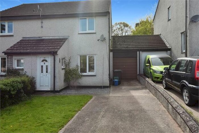 2 Bedroom Semi-Detached House To Rent In Palace Meadow, Chudleigh, Devon., TQ13