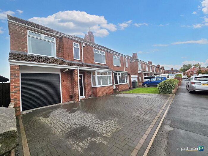 5 Bedroom Semi Detached House For Sale In Stakeford Crescent, Stakeford, Choppington, Northumberland, NE62