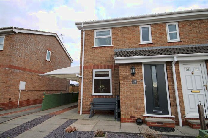 2 Bedroom Semi-Detached House For Sale In Hailstone Drive, Northallerton, DL6