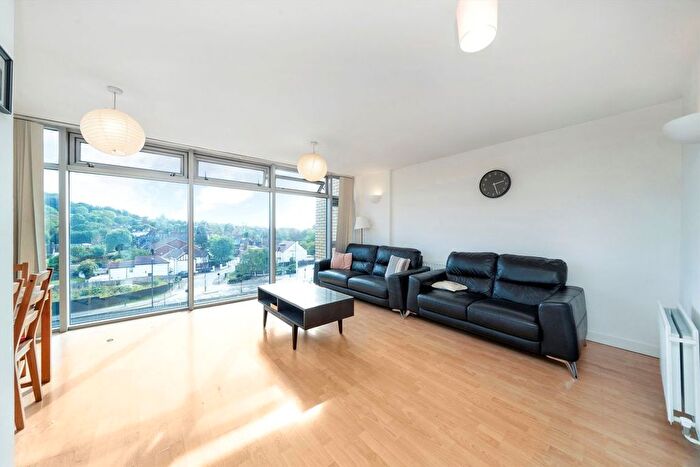 1 Bedroom Flat To Rent In Headstone Road, Harrow, HA1
