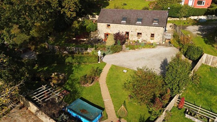 4 Bedroom Detached House For Sale In Taliaris, Llandeilo, SA19