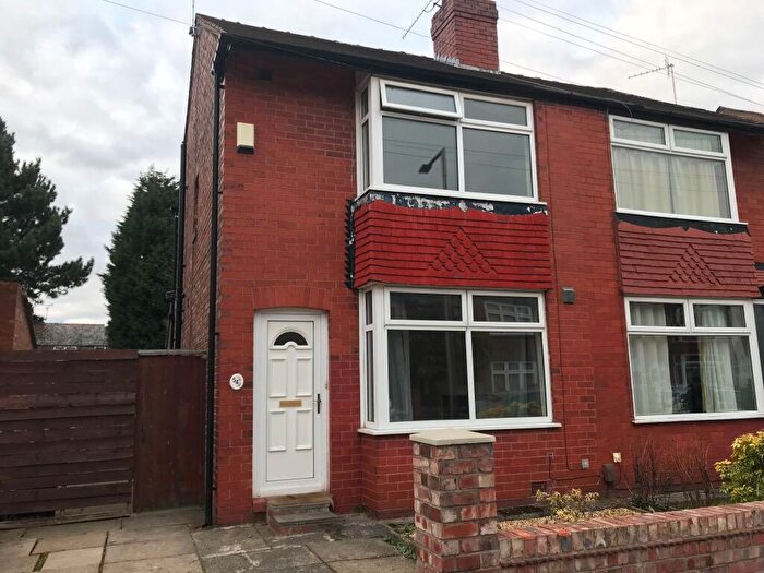2 Bedroom Semi-Detached House To Rent In Shaftesbury Road, Stockport, SK3