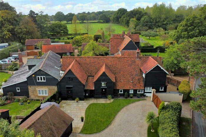 3 Bedroom Barn Conversion For Sale In Brickendon Lane, Hertford, SG13