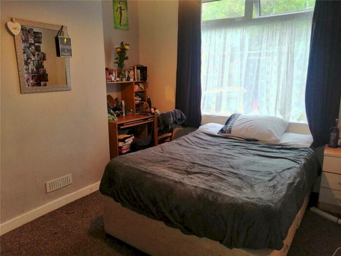 4 Bedroom End Of Terrace House To Rent In Caernarfon Road, Bangor, Gwynedd, LL57