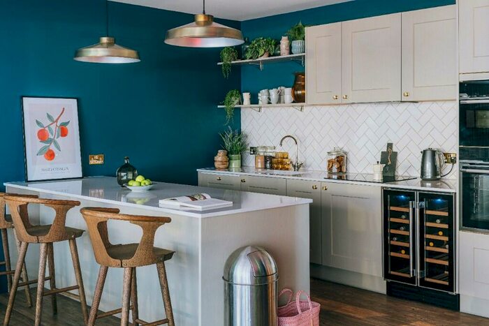 2 Bedroom Apartment To Rent In Bradshaw House, Salford, M3