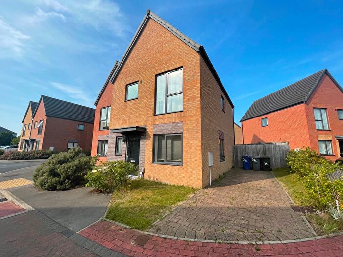 3 Bedroom Semi-Detached House To Rent In Winscar Road, Doncaster, DN4