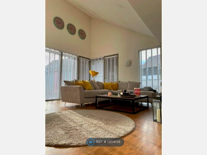 2 Bedroom Semi-Detached House To Rent In Newhall Harlow, Newhall Harlow CM17