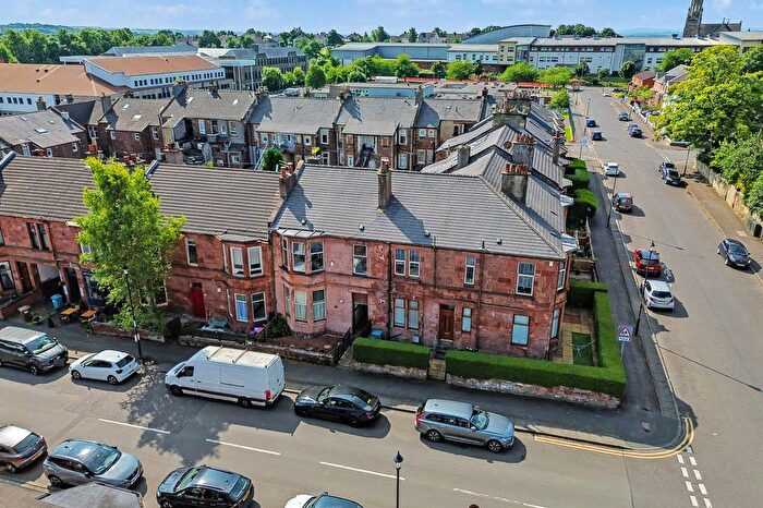 2 Bedroom Flat For Sale In Dunbeth Avenue, Coatbridge, ML5