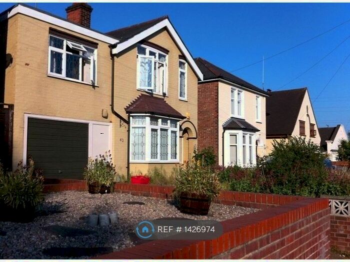 5 Bedroom Detached House To Rent In Elmstead Road, Colchester, CO4