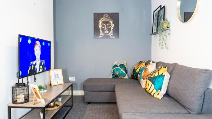 3 Bedroom Terraced House To Rent In Heyes Street, Liverpool, L5