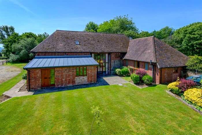 4 Bedroom Barn Conversion To Rent In Hill Farm Barn, Hill Farm Lane, Codmore Hill, Pulborough, West Sussex, RH20