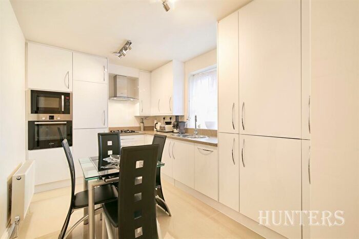 2 Bedroom Flat To Rent In Tyers Street, SE11